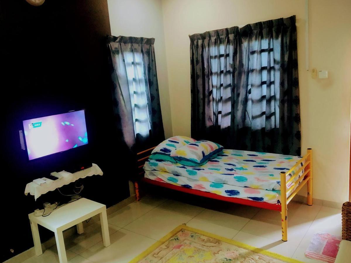 Hma Guesthouse Sepang Exterior foto