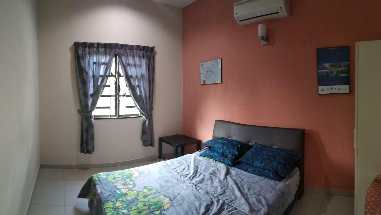 Hma Guesthouse Sepang Exterior foto